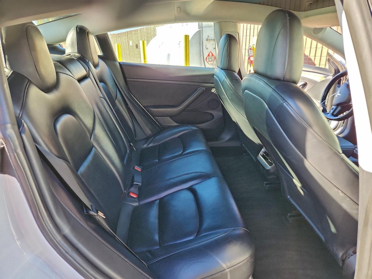 2022 TESLA MODEL 3 photo 10