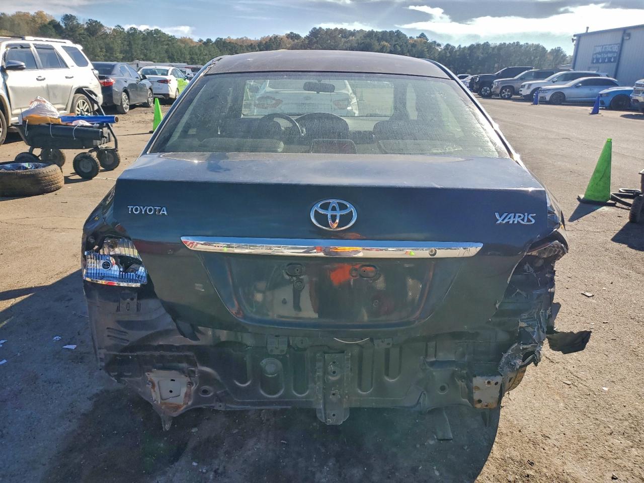 2008 TOYOTA YARIS photo 6