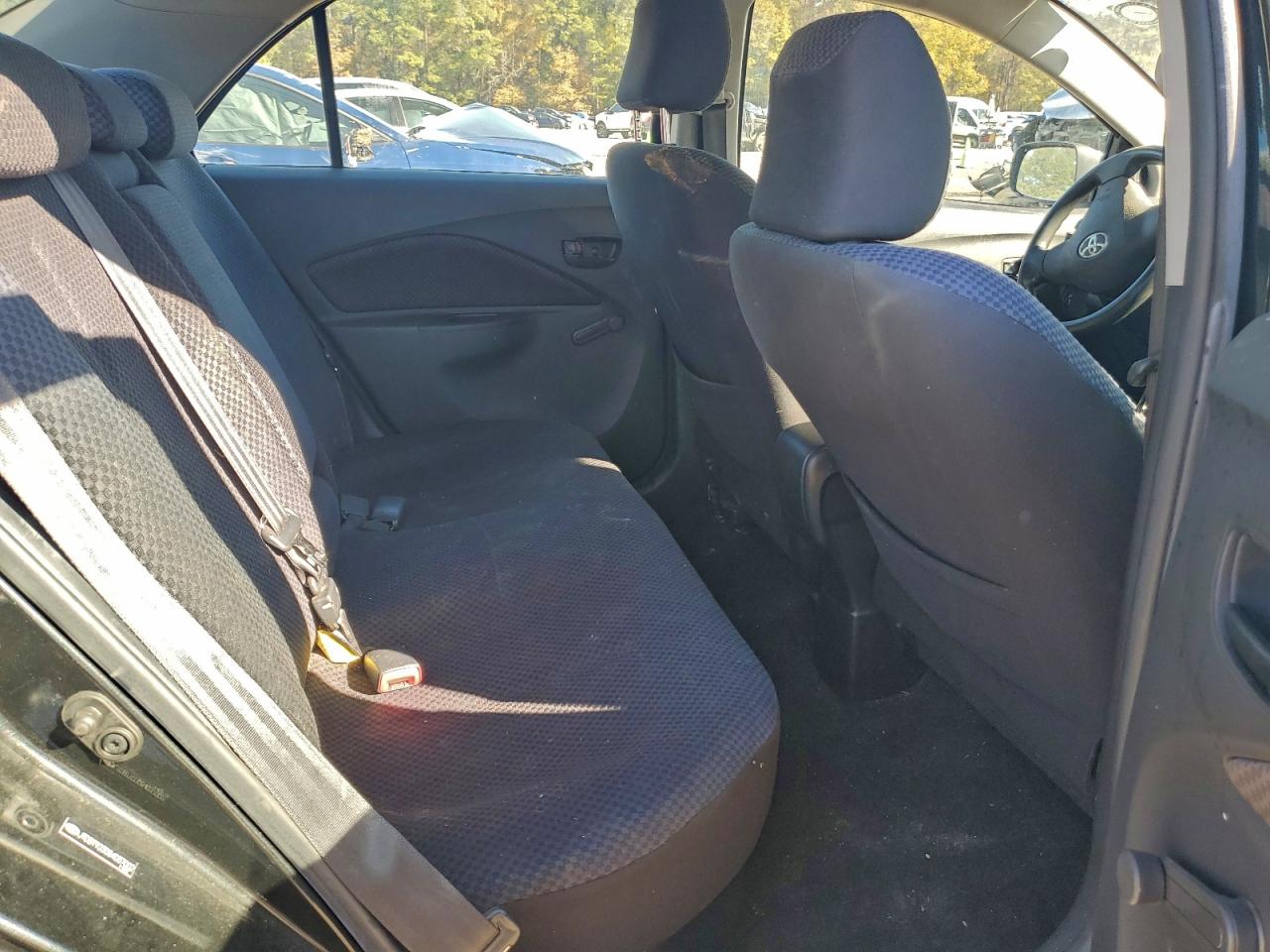 2008 TOYOTA YARIS photo 10