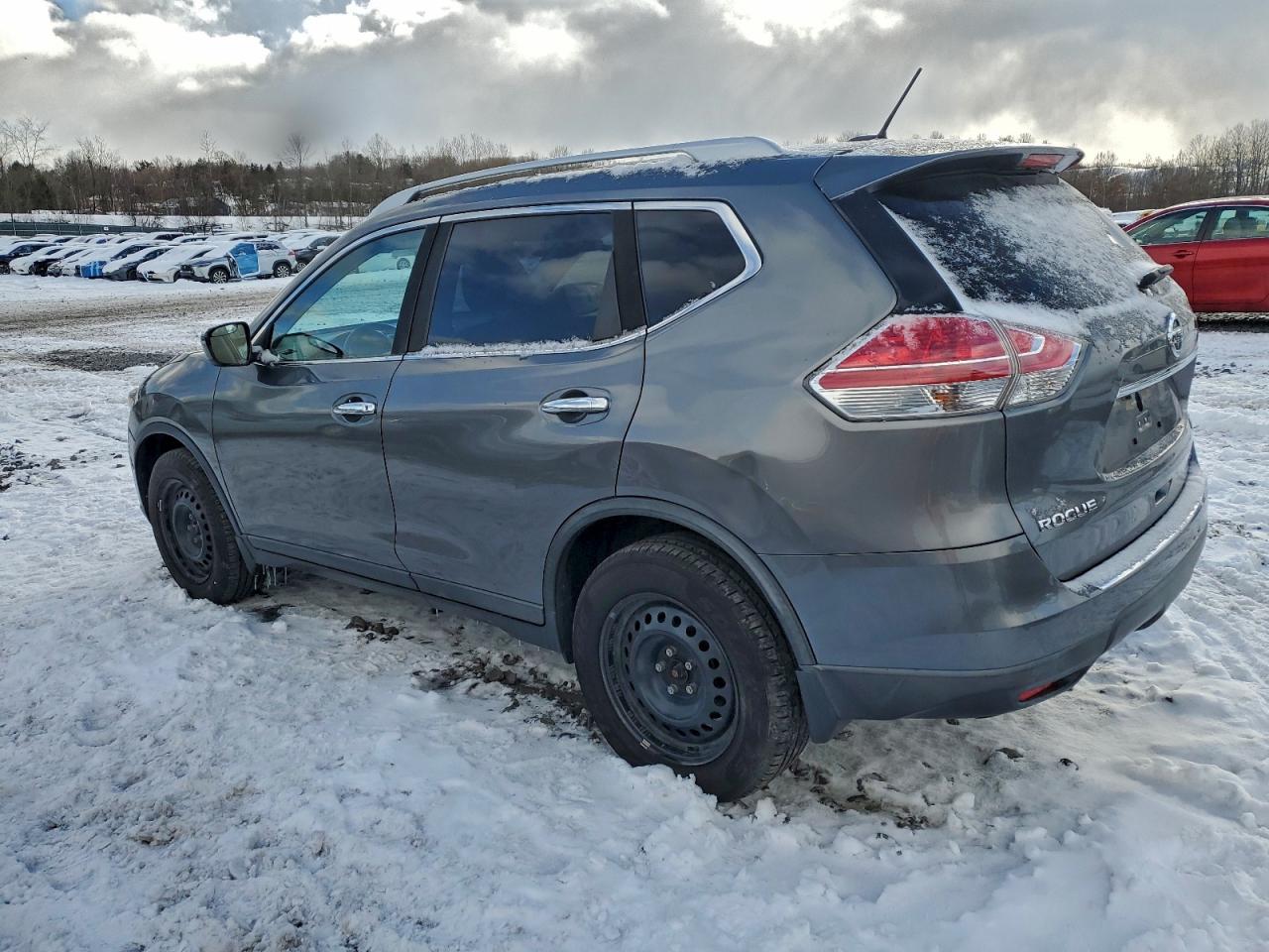 2016 NISSAN ROGUE S photo 2