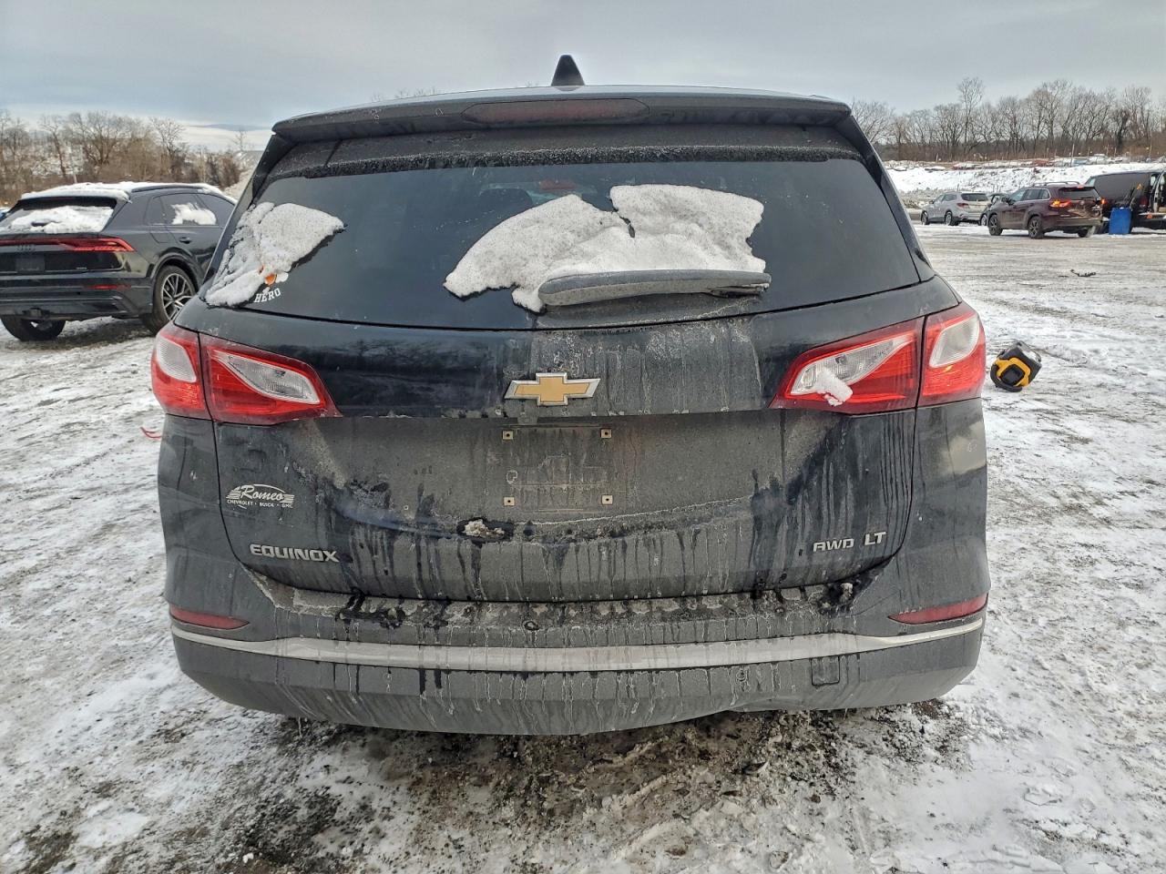 2018 CHEVROLET EQUINOX photo 6