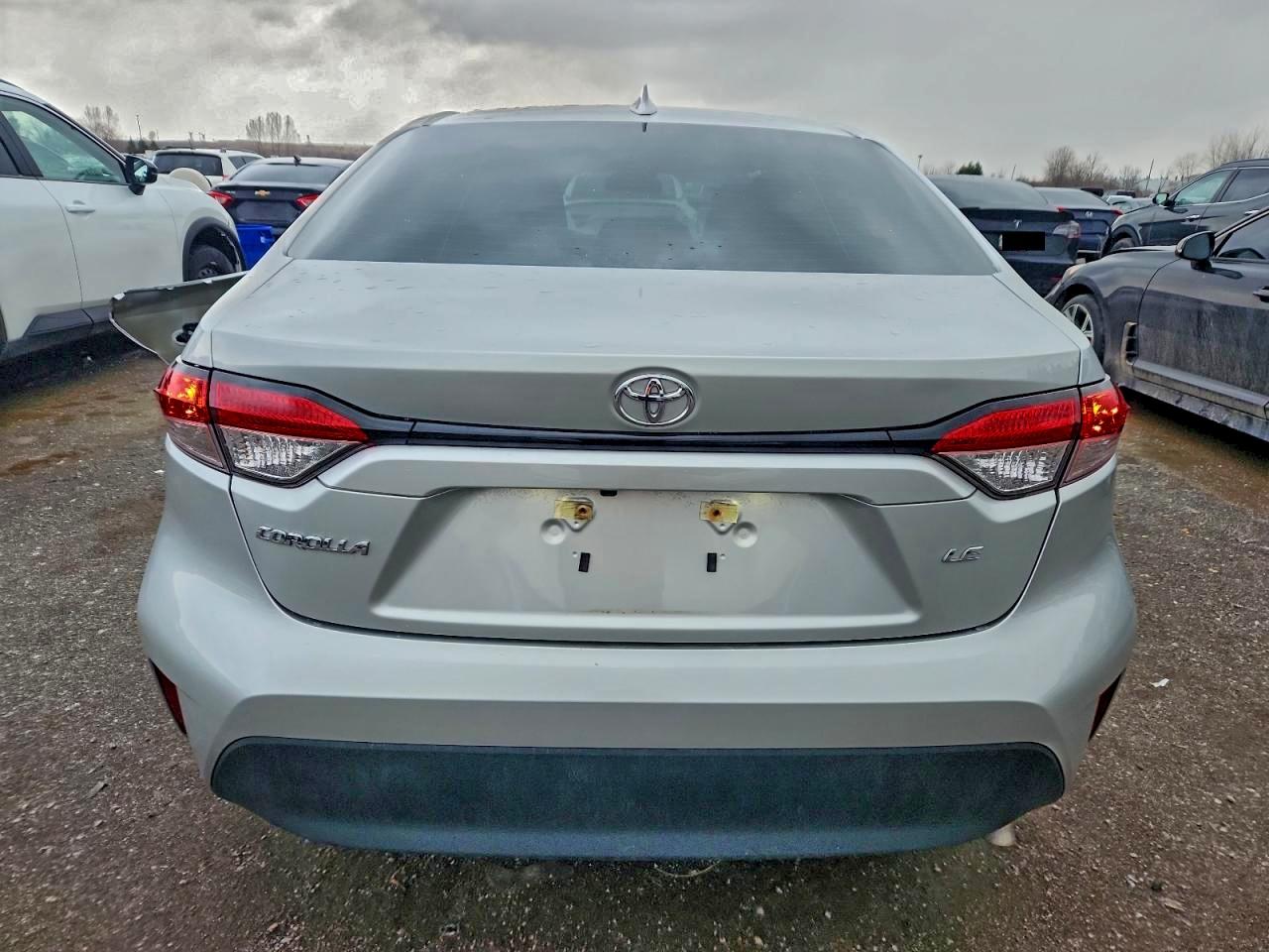 2023 TOYOTA COROLLA LE photo 6
