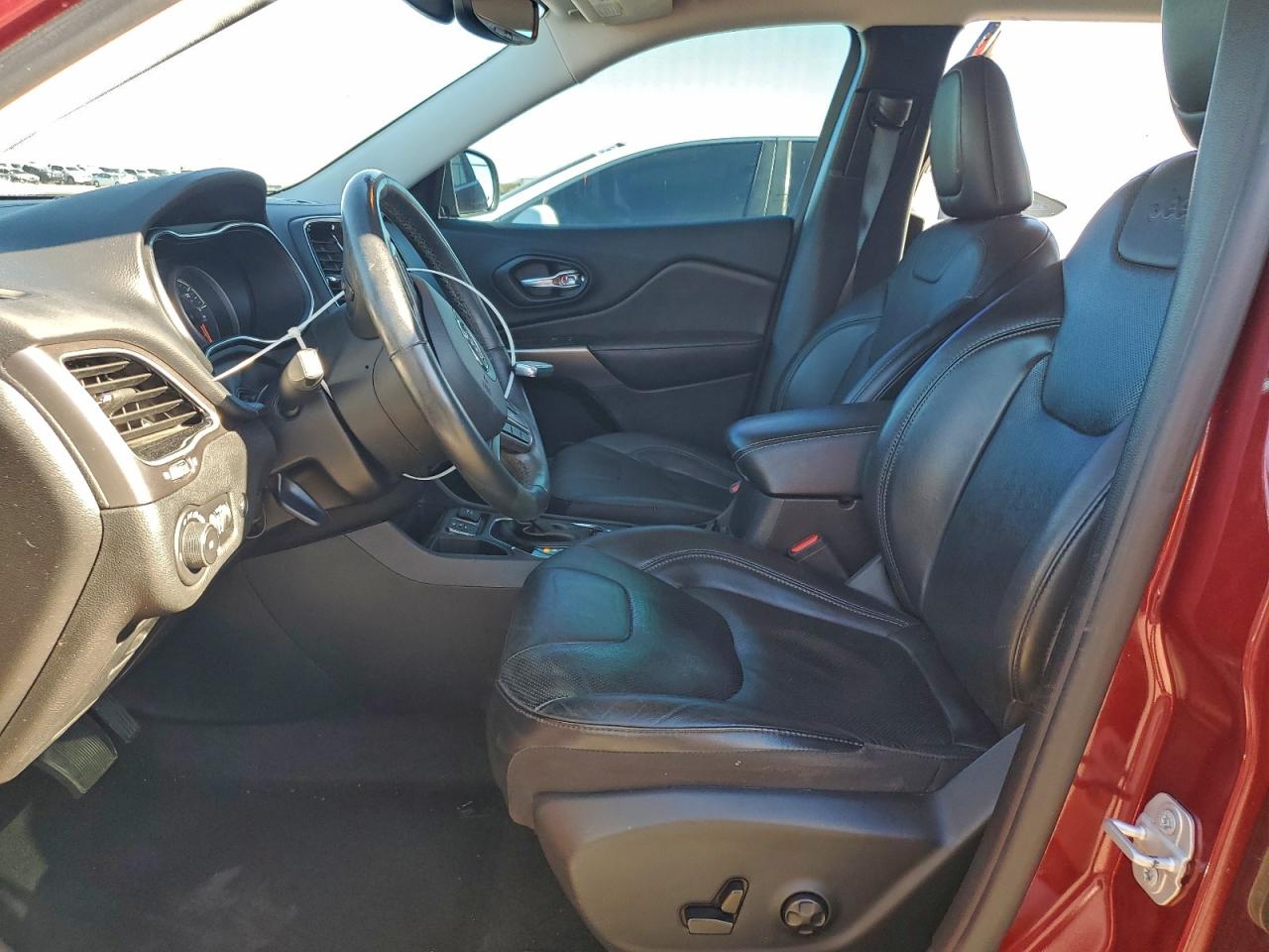 2019 JEEP CHEROKEE LIMITED photo 7