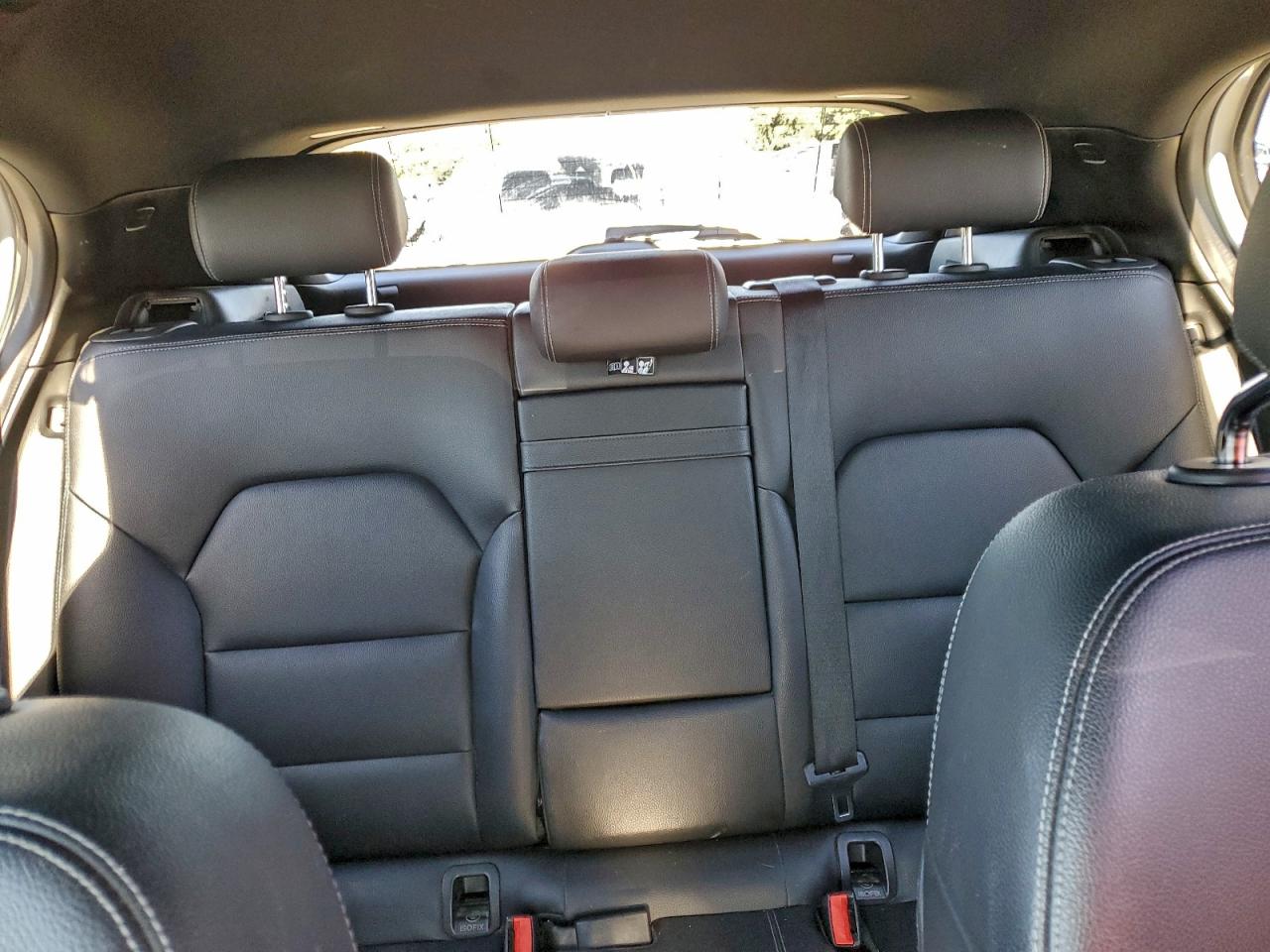 2019 MERCEDES-BENZ GLA 250 photo 10