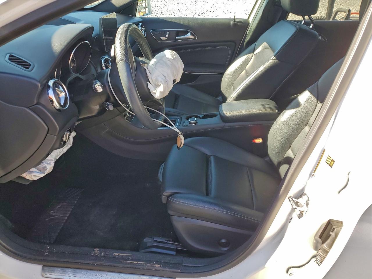 2019 MERCEDES-BENZ GLA 250 photo 7