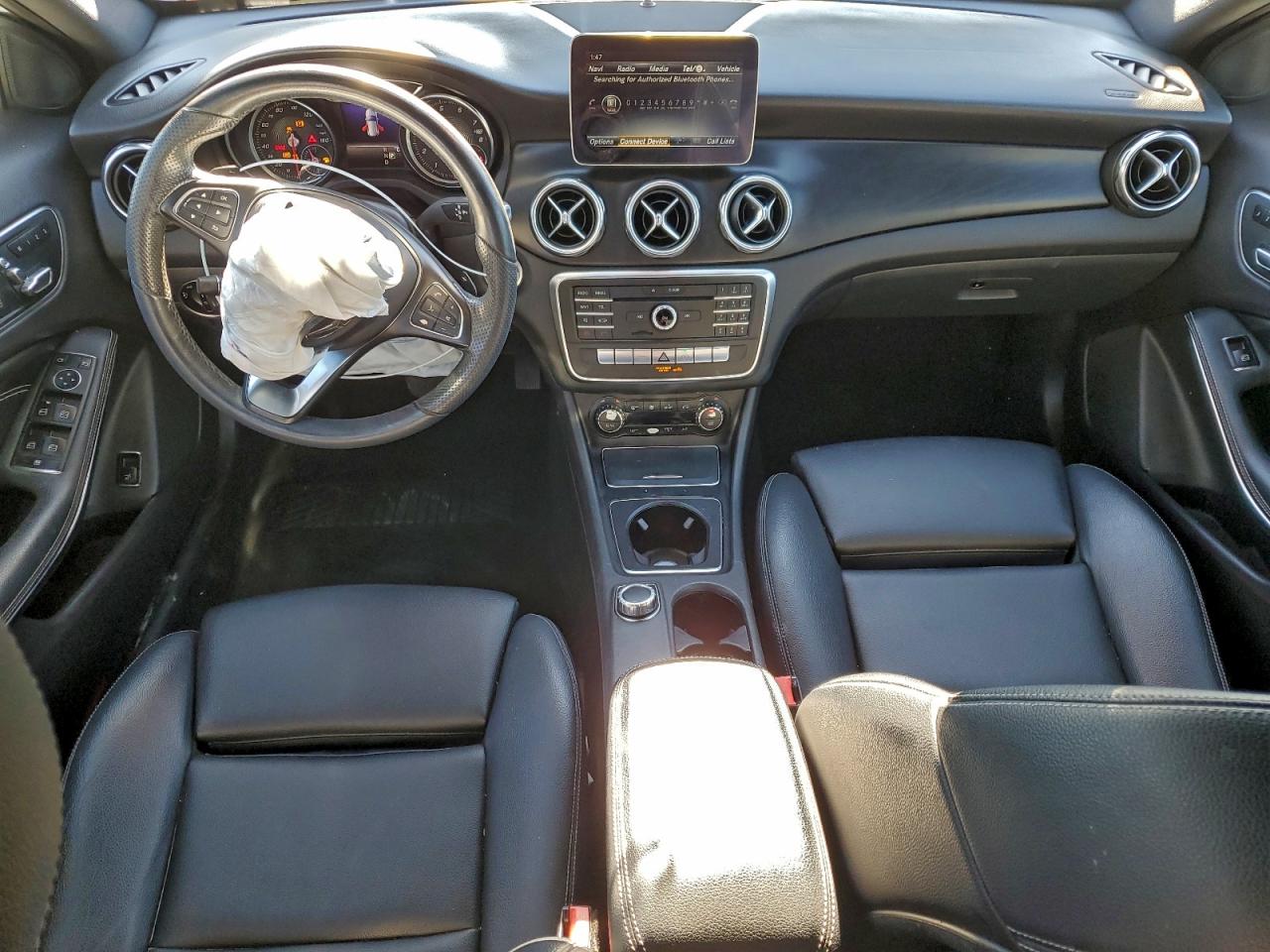 2019 MERCEDES-BENZ GLA 250 photo 8