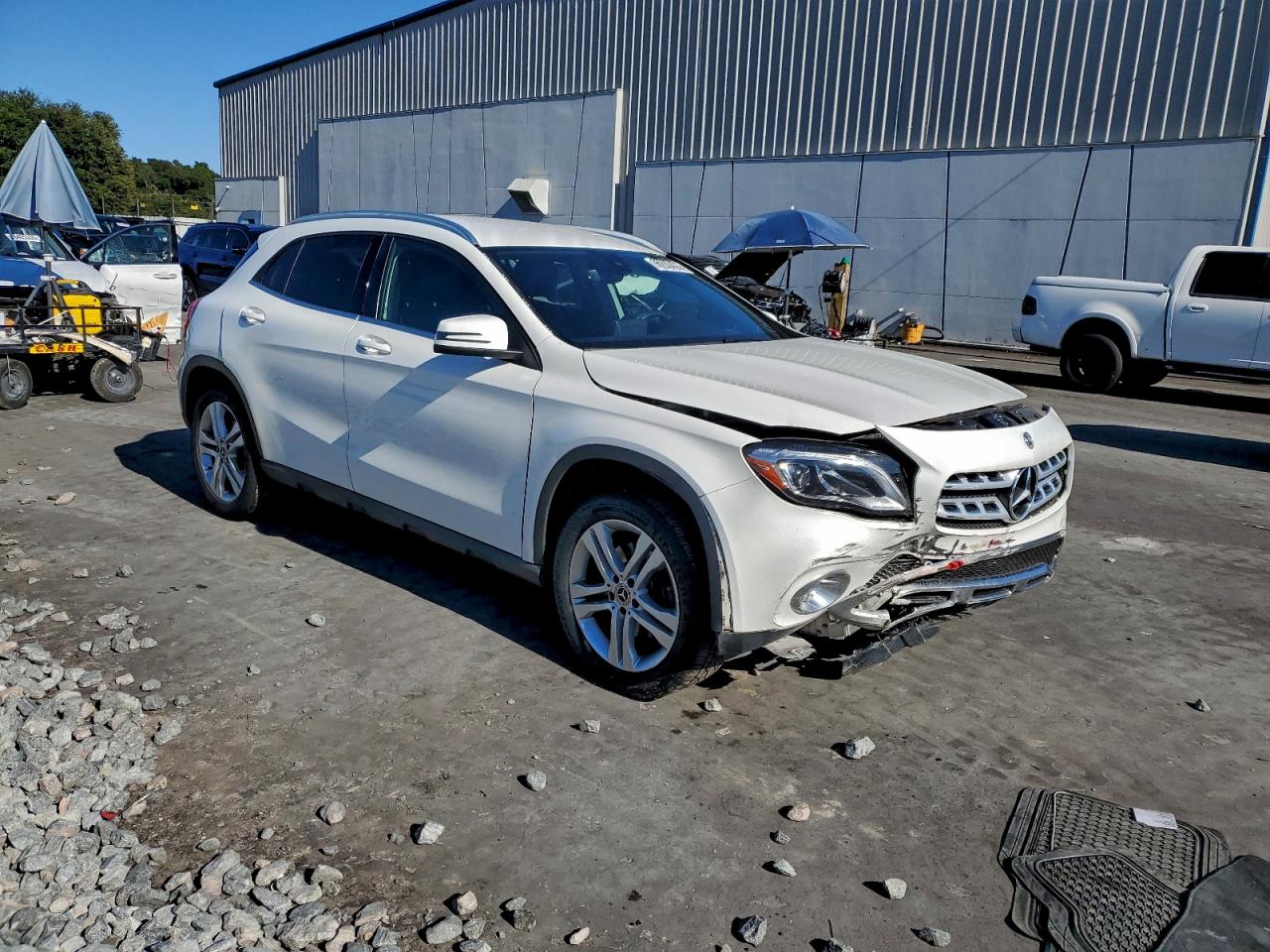 2019 MERCEDES-BENZ GLA 250 photo 4