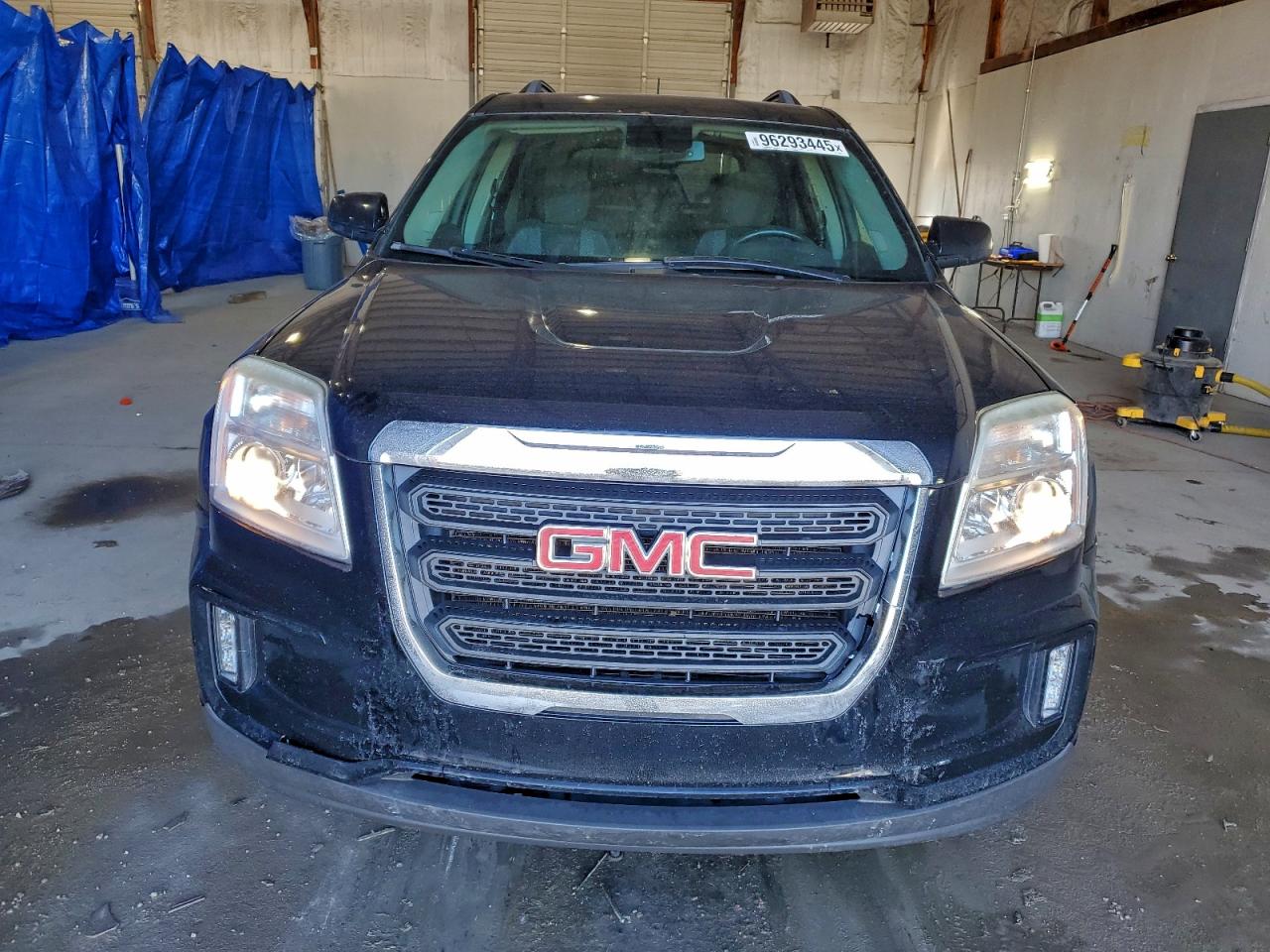 2017 GMC TERRAIN SLE photo 5