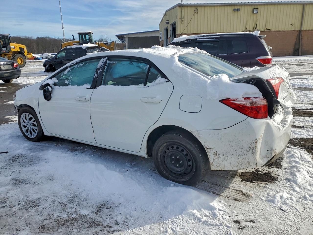 2017 TOYOTA COROLLA L photo 2