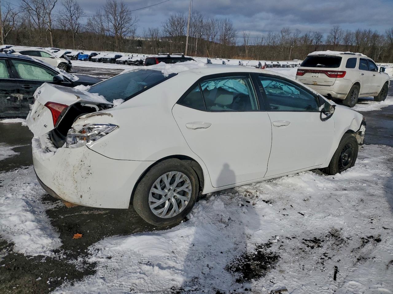 2017 TOYOTA COROLLA L photo 3