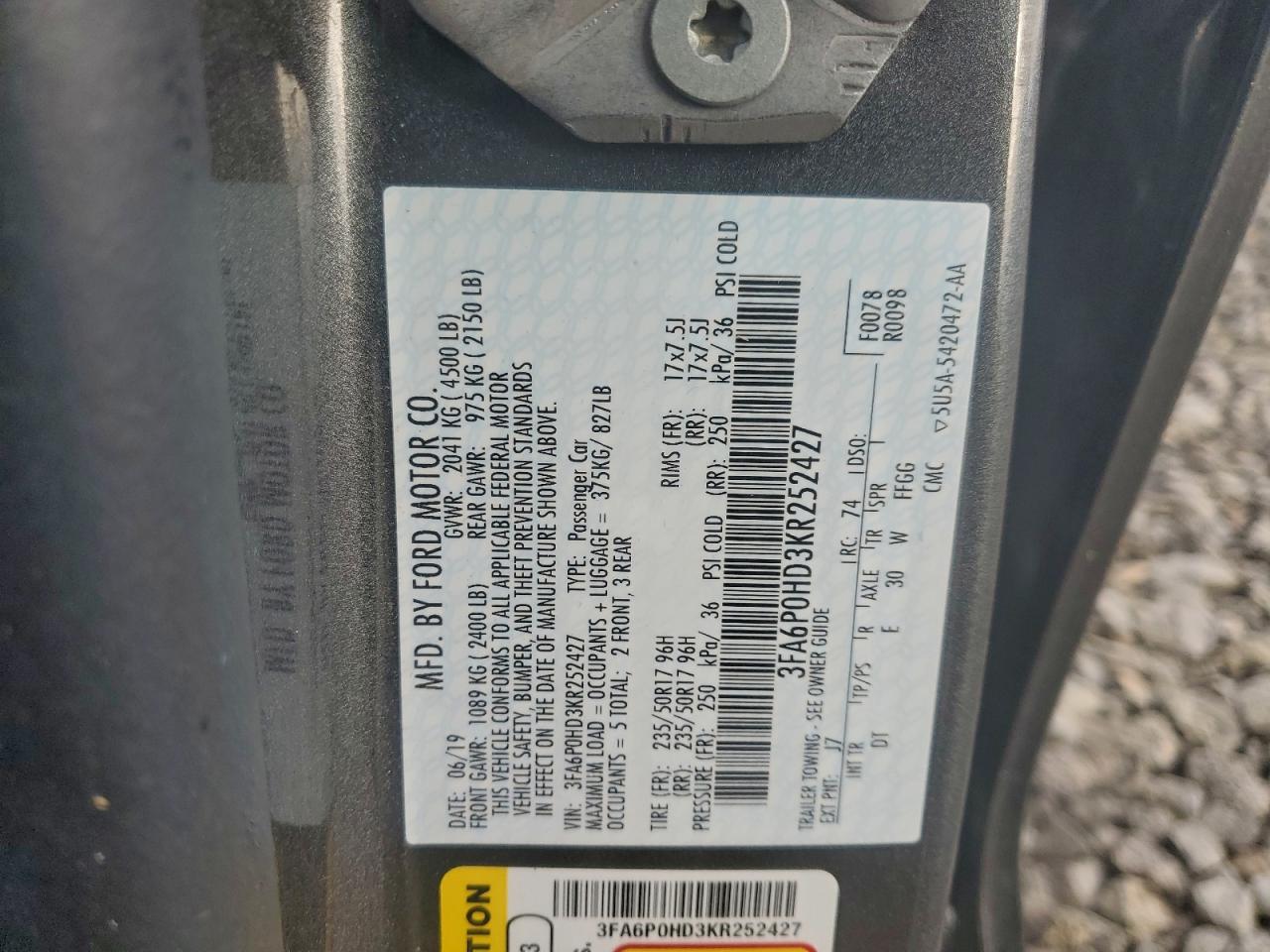 2019 FORD FUSION SE photo 12