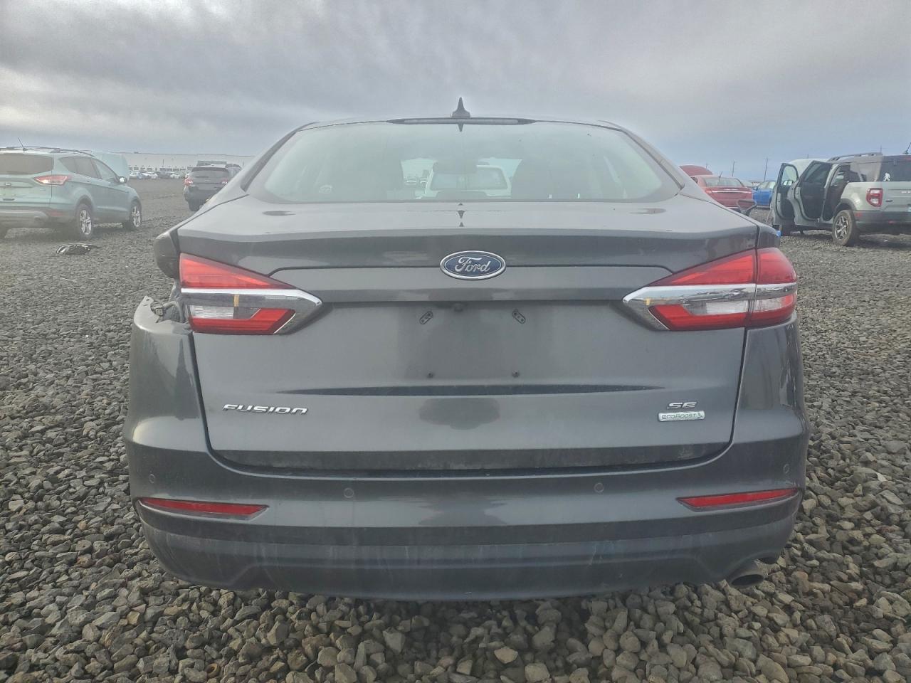 2019 FORD FUSION SE photo 6