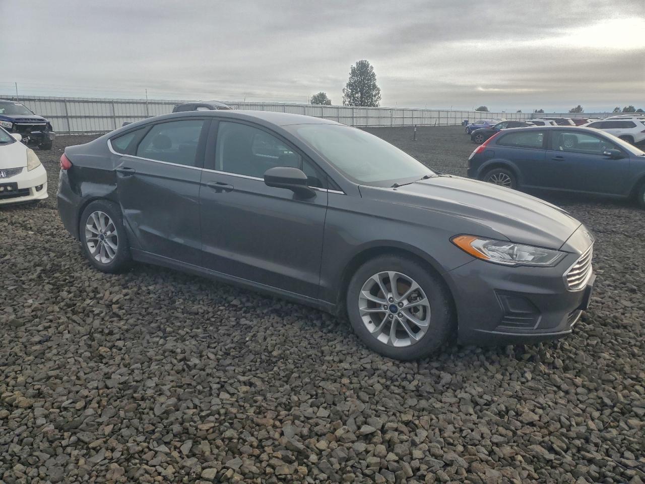 2019 FORD FUSION SE photo 4