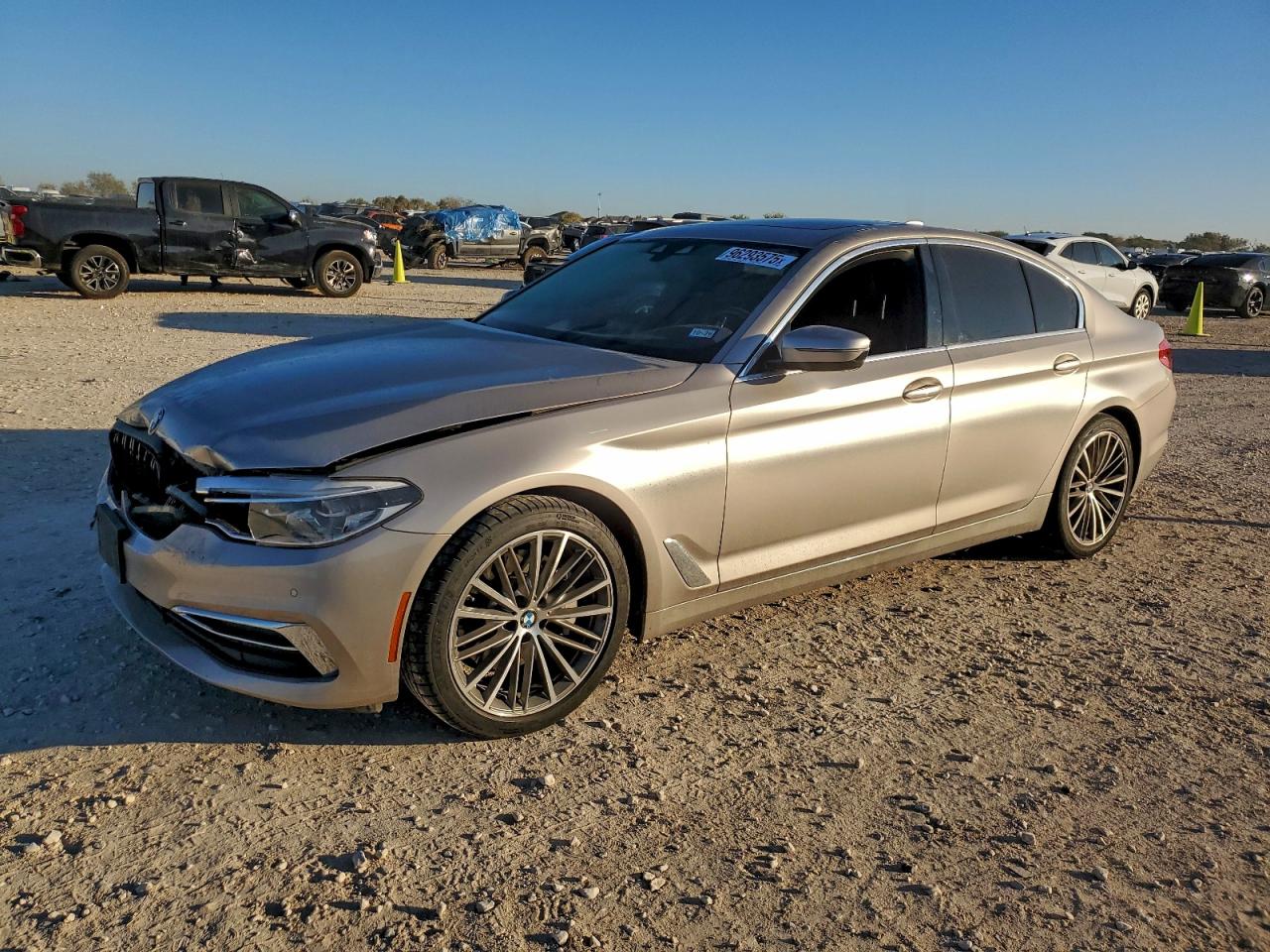 2019 BMW 530