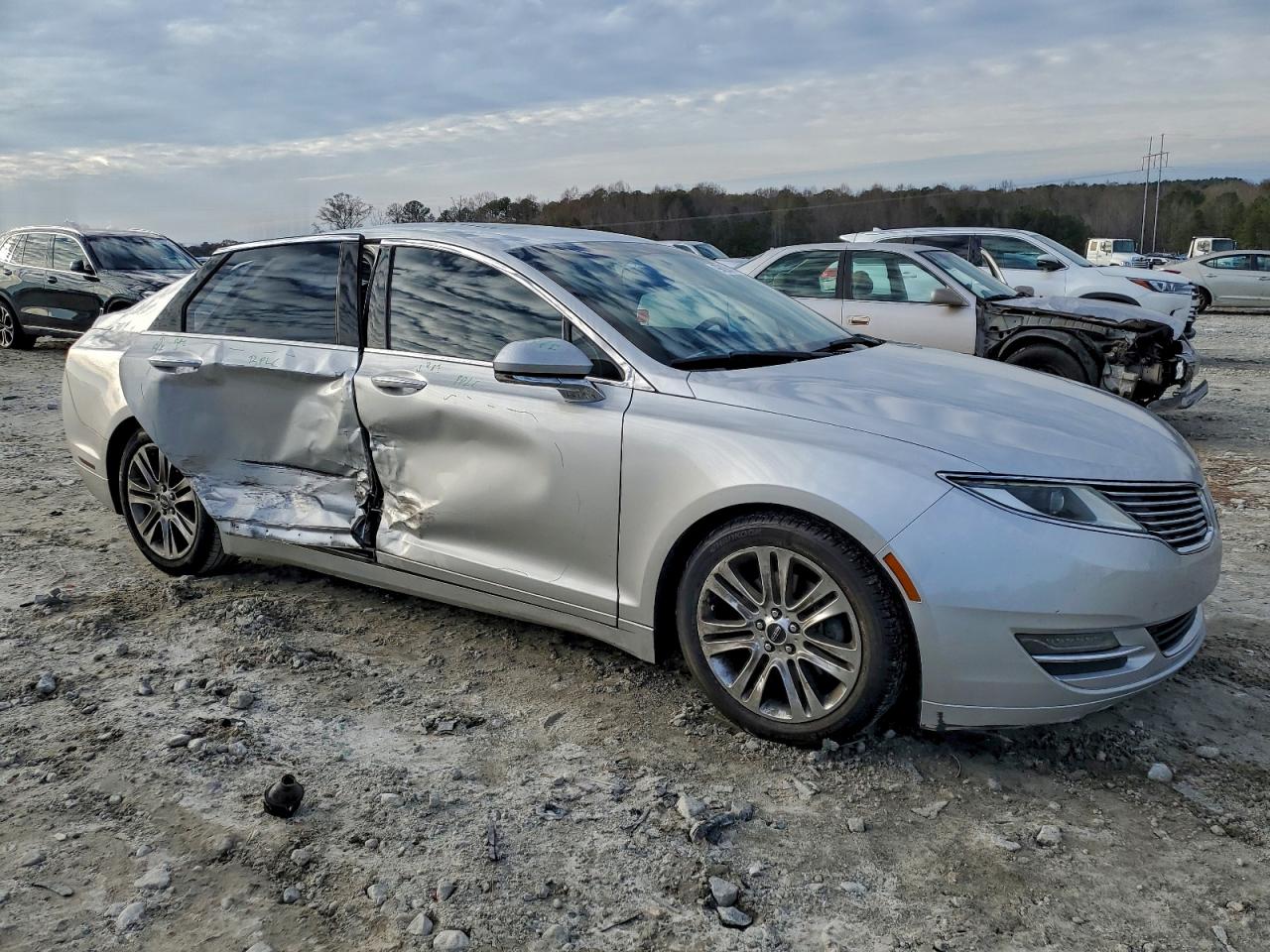 2015 LINCOLN MKZ photo 4