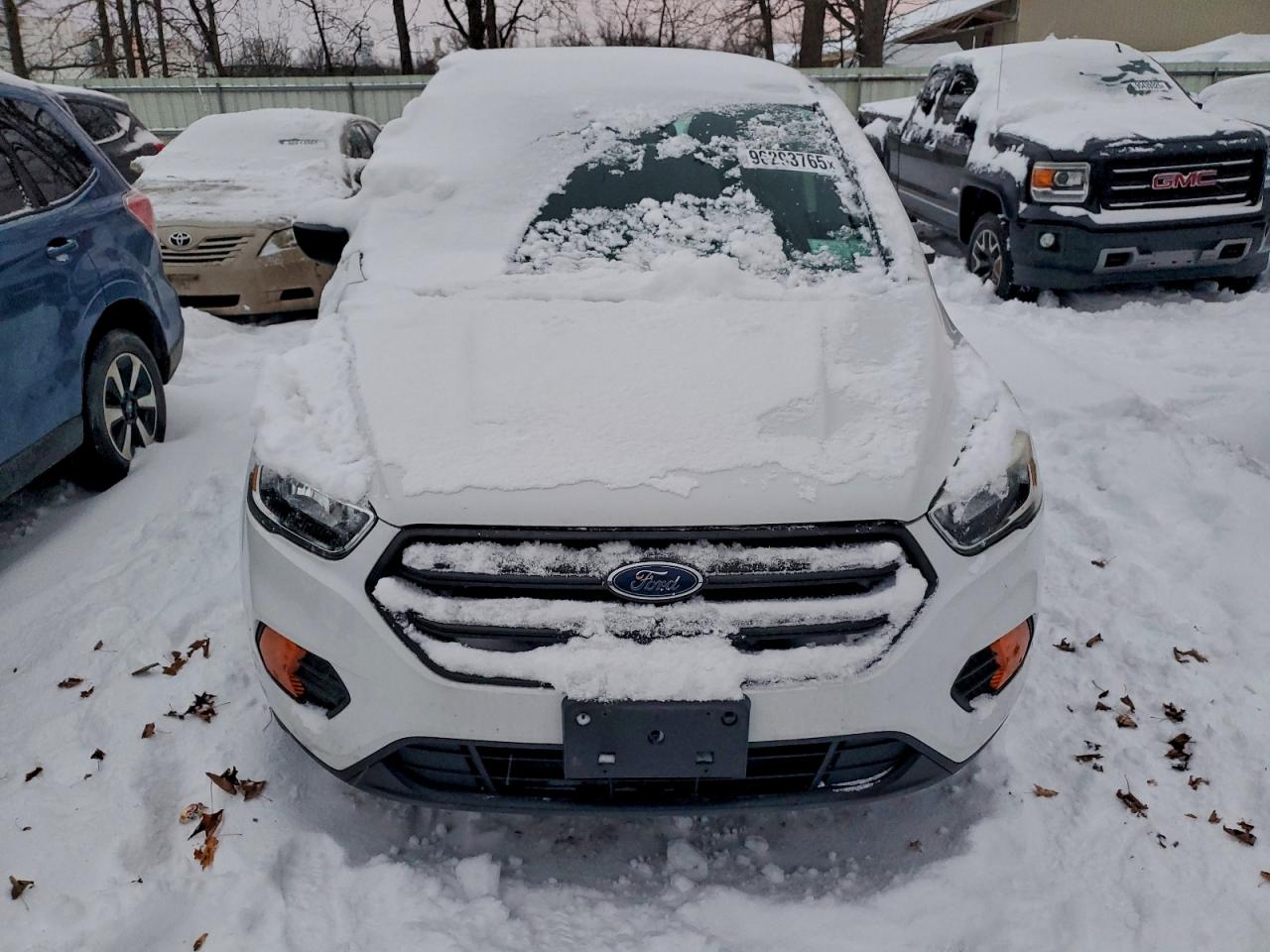 2017 FORD ESCAPE S photo 5