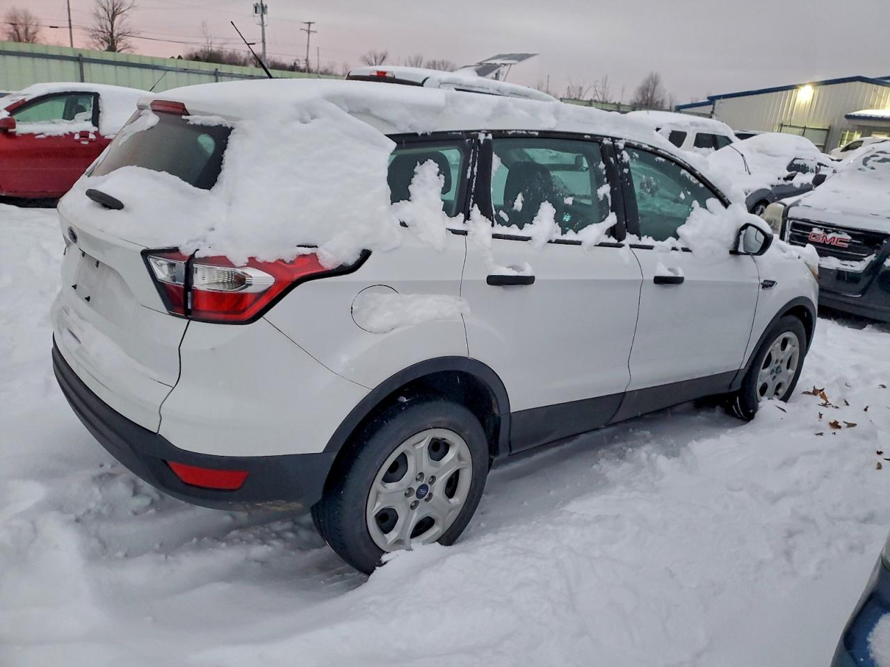 2017 FORD ESCAPE S photo 3