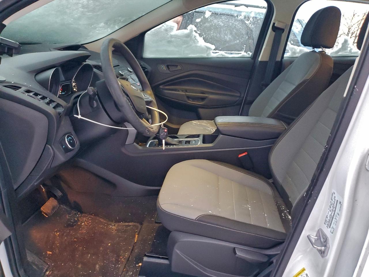 2017 FORD ESCAPE S photo 7