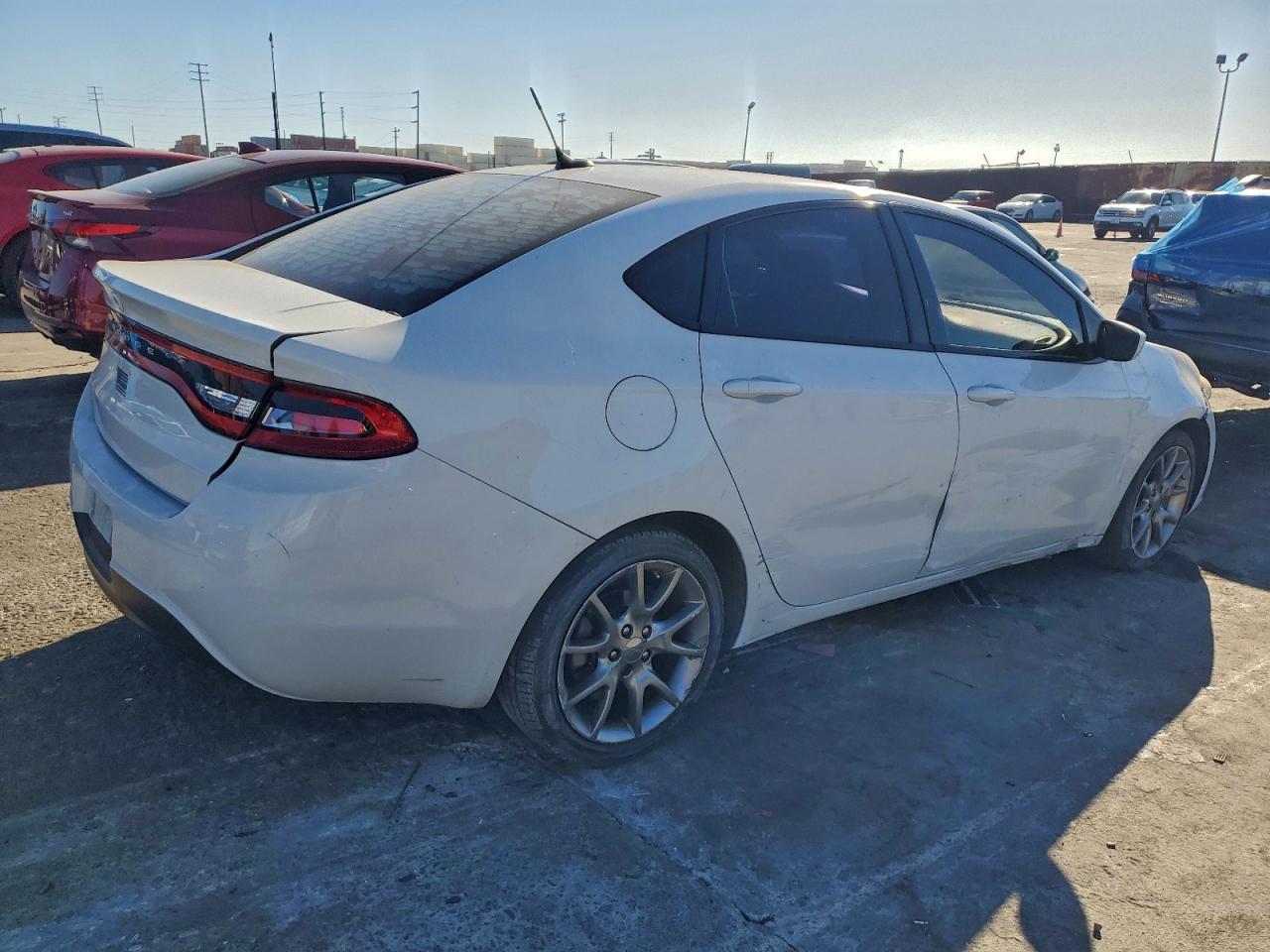 2015 DODGE DART photo 5