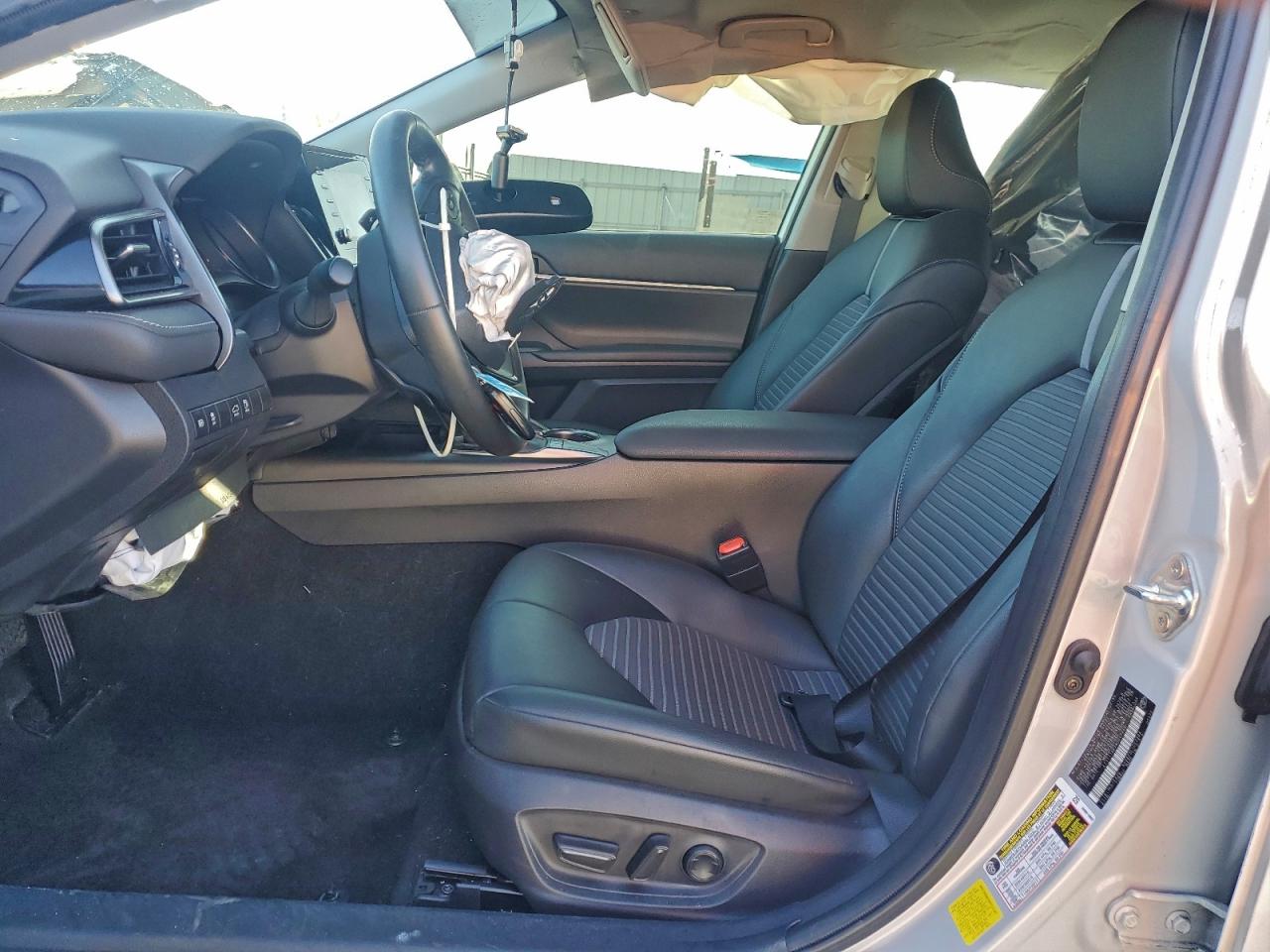 2022 TOYOTA CAMRY SE photo 19