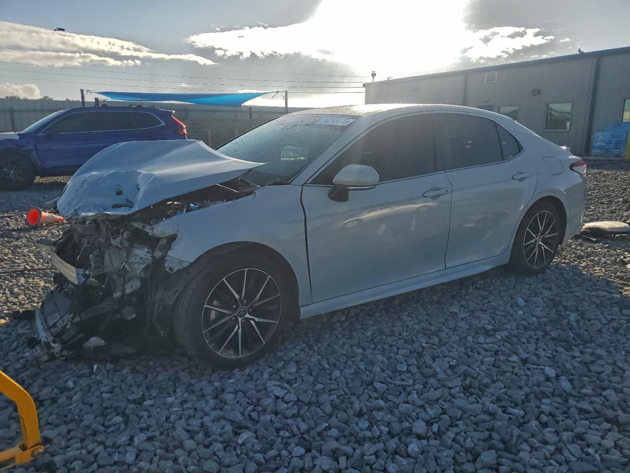 2022 TOYOTA CAMRY