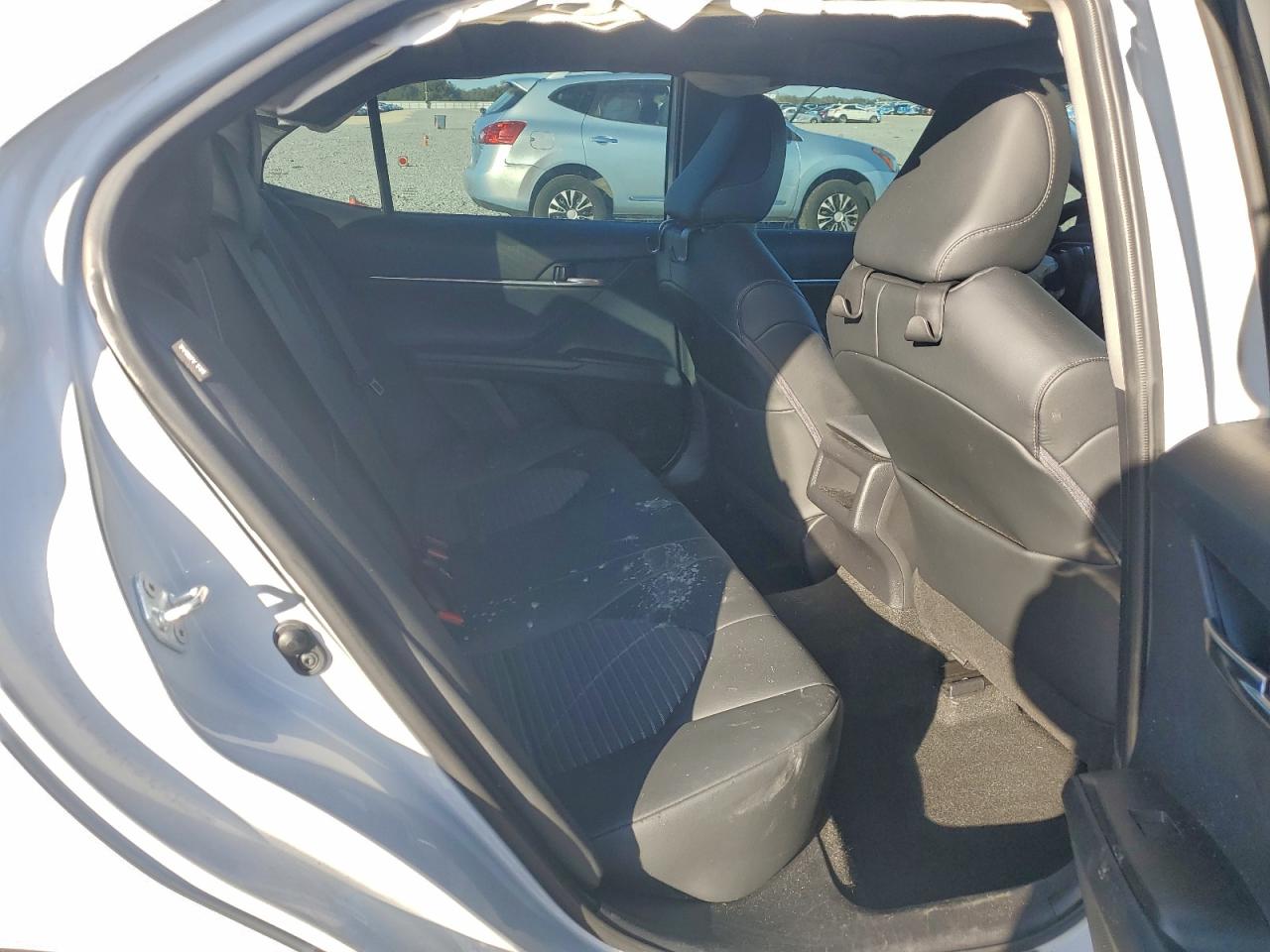 2022 TOYOTA CAMRY SE photo 28