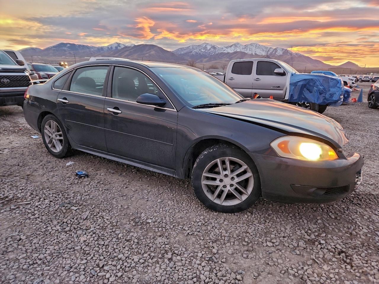2013 CHEVROLET IMPALA LTZ photo 4