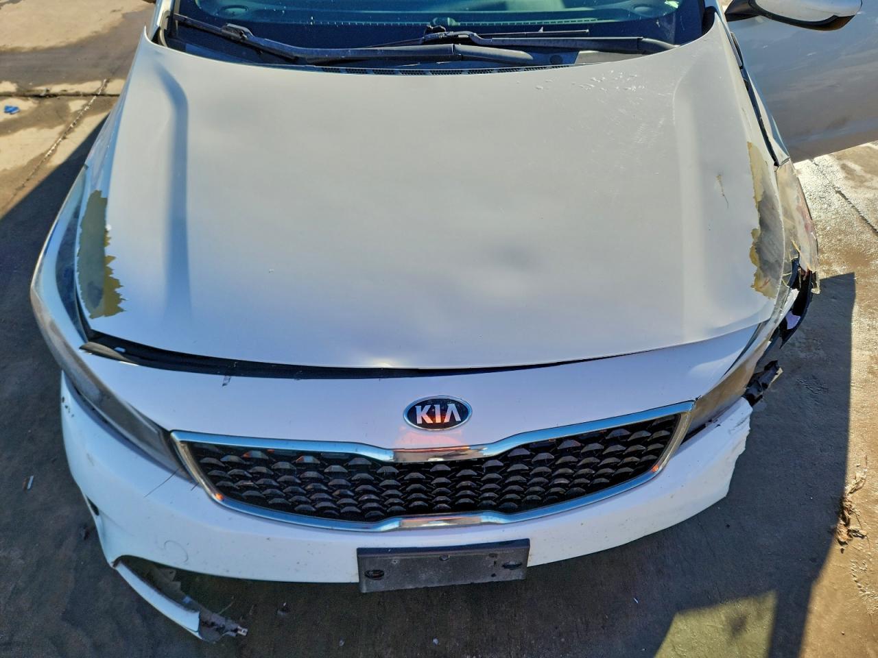 2017 KIA FORTE LX photo 11