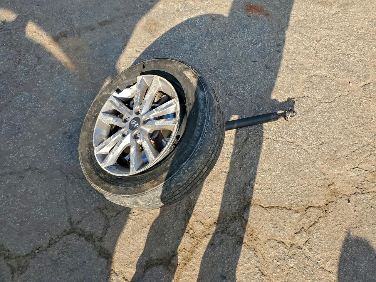 2016 HYUNDAI SONATA SE photo 12