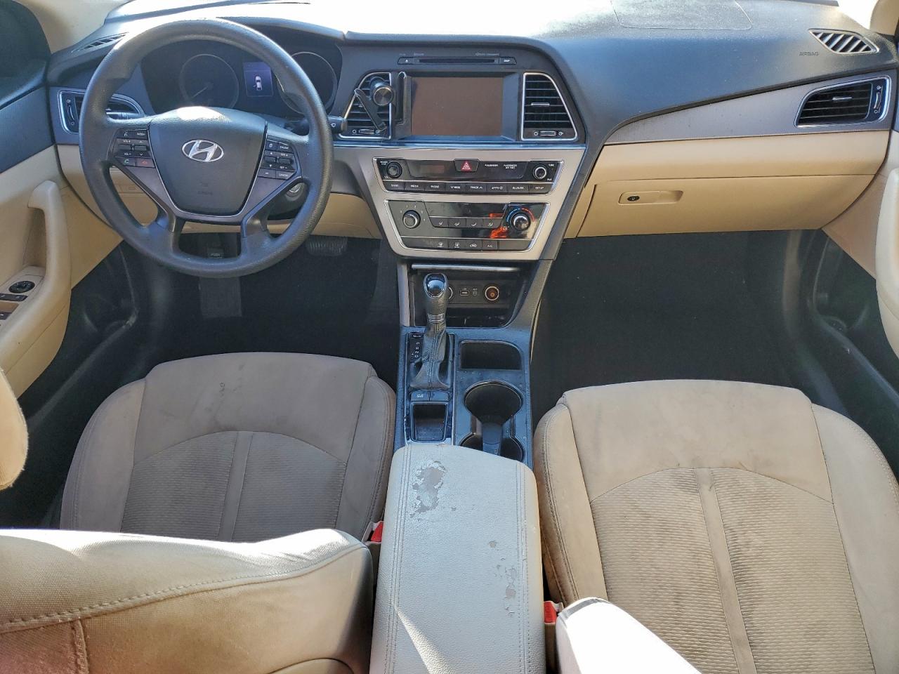 2016 HYUNDAI SONATA SE photo 8