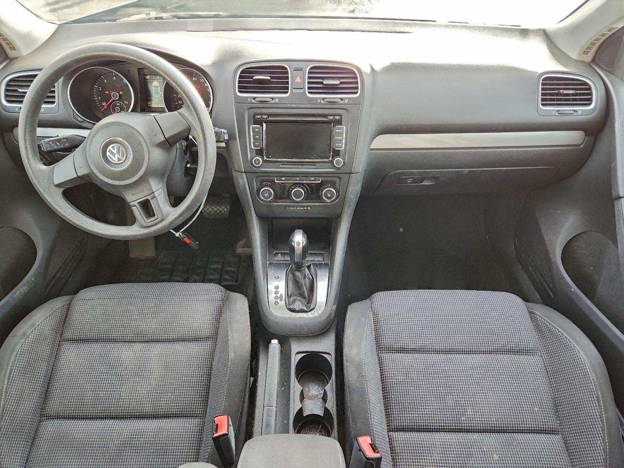 2012 VOLKSWAGEN GOLF photo 8