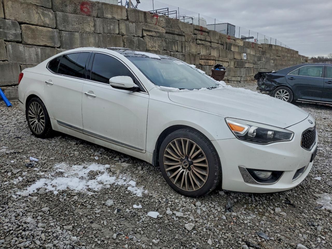 2015 KIA CADENZA PREMIUM photo 4