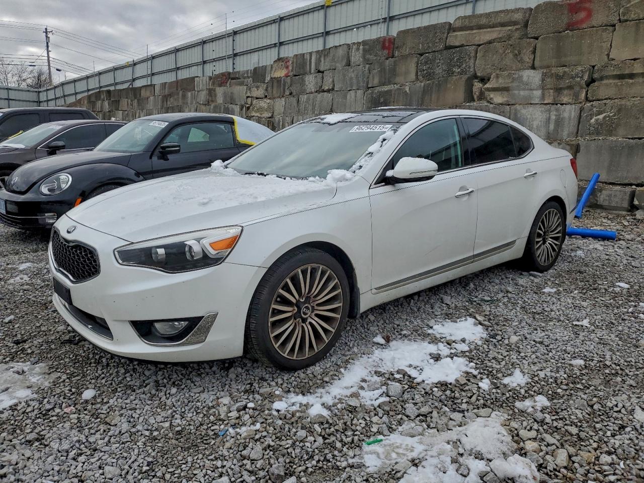 2015 KIA CADENZA PREMIUM — NORMAL WEAR damage — photo 1