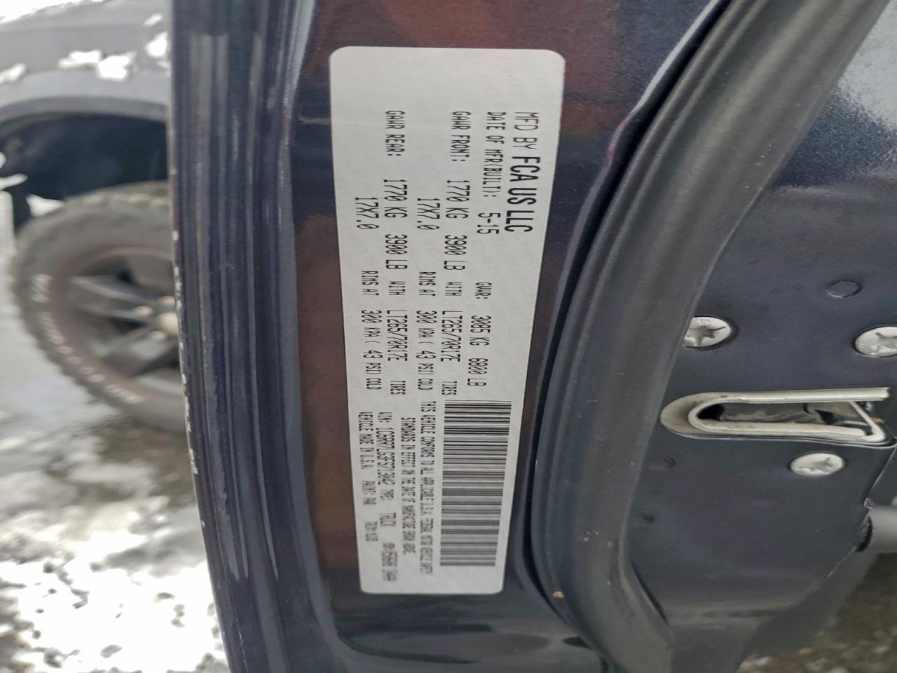 2015 RAM 1500 SLT photo 23