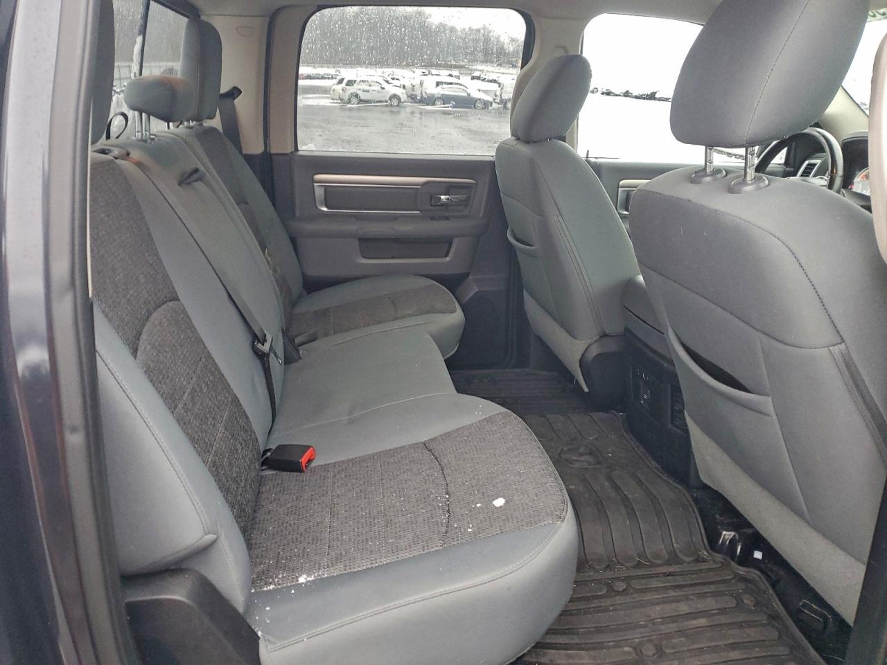 2015 RAM 1500 SLT photo 19
