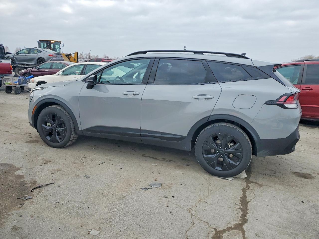 2025 KIA SPORTAGE X LINE photo 2