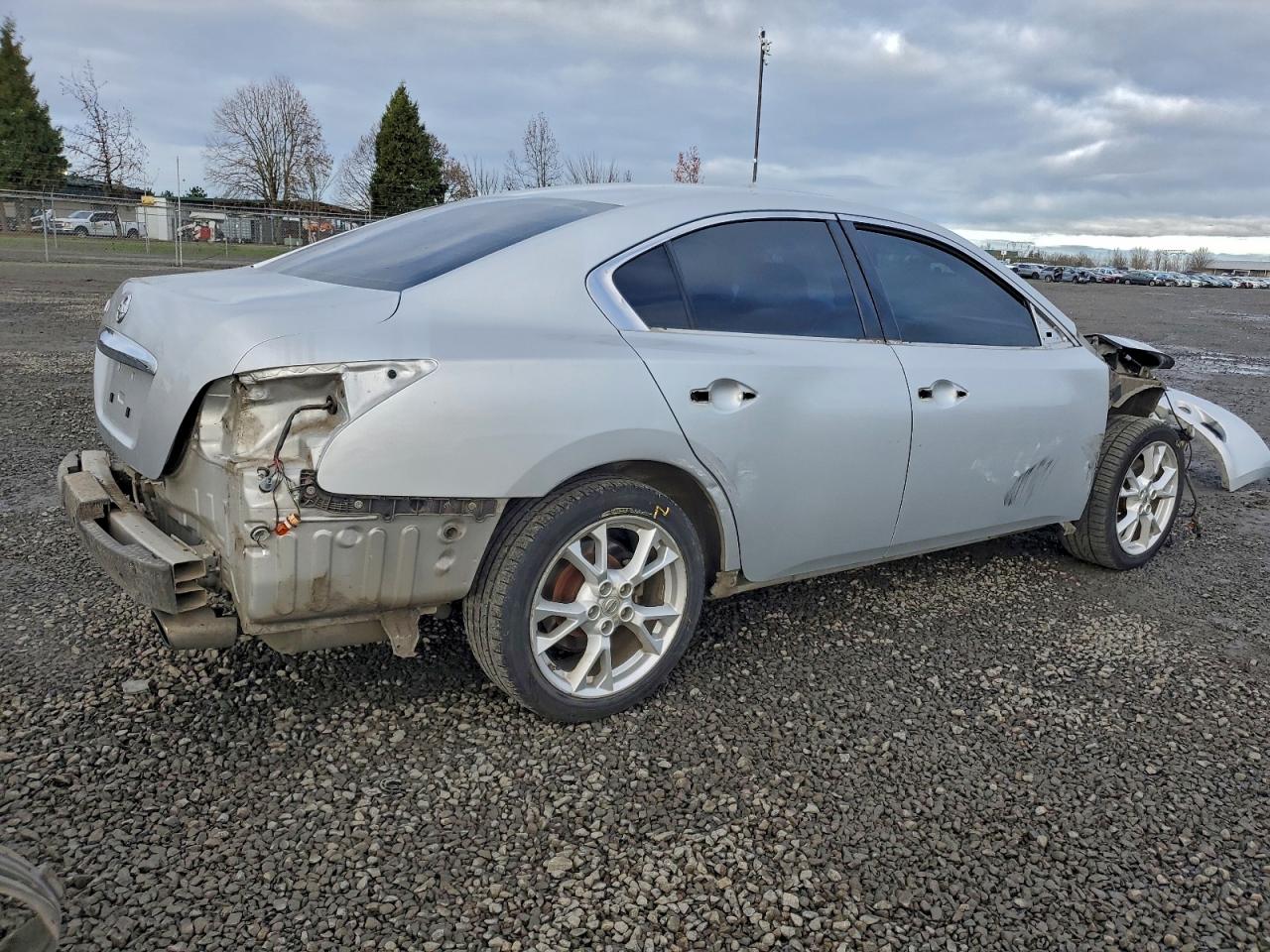 2013 NISSAN MAXIMA S photo 3
