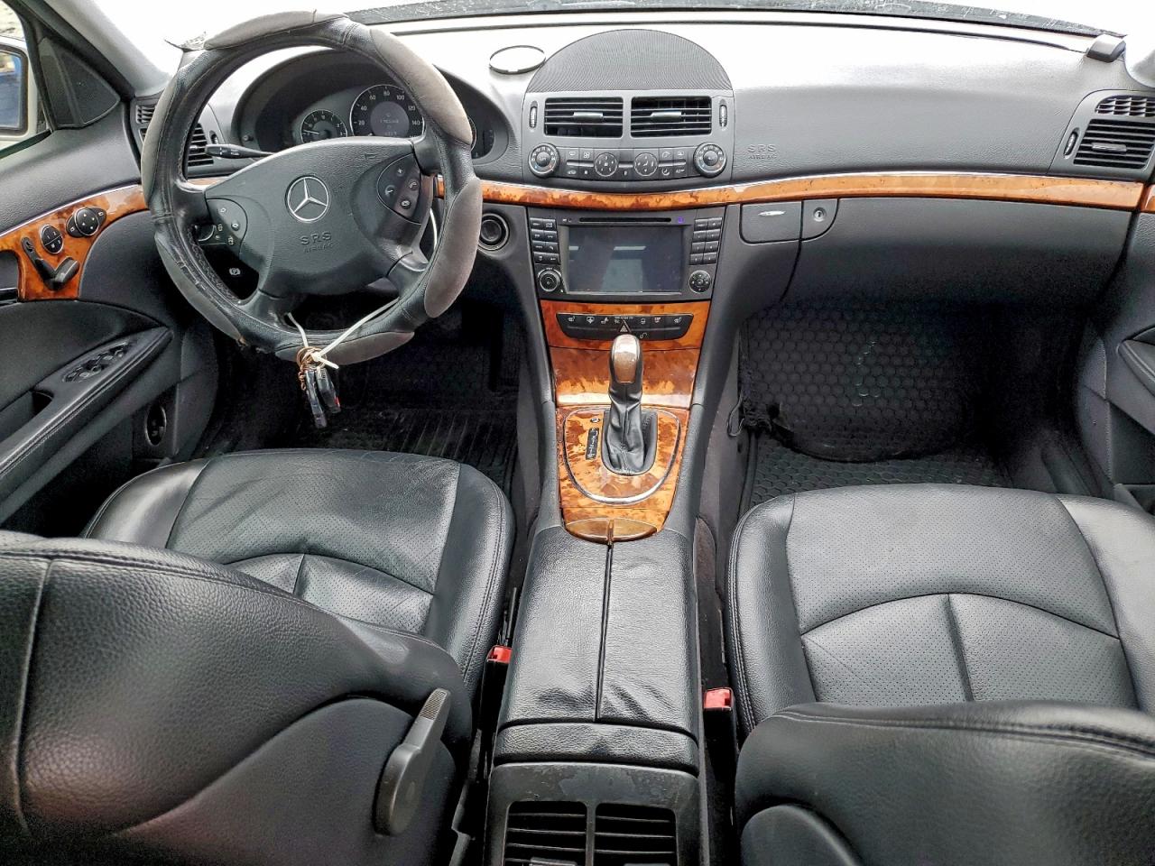 2005 MERCEDES-BENZ E 320 photo 8