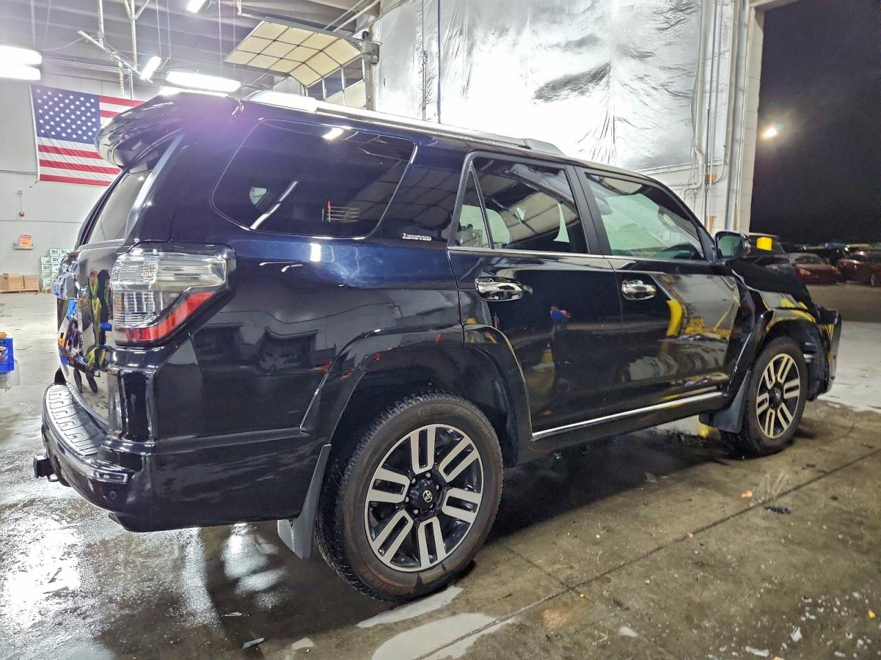 2022 TOYOTA 4RUNNER LIMITED photo 3