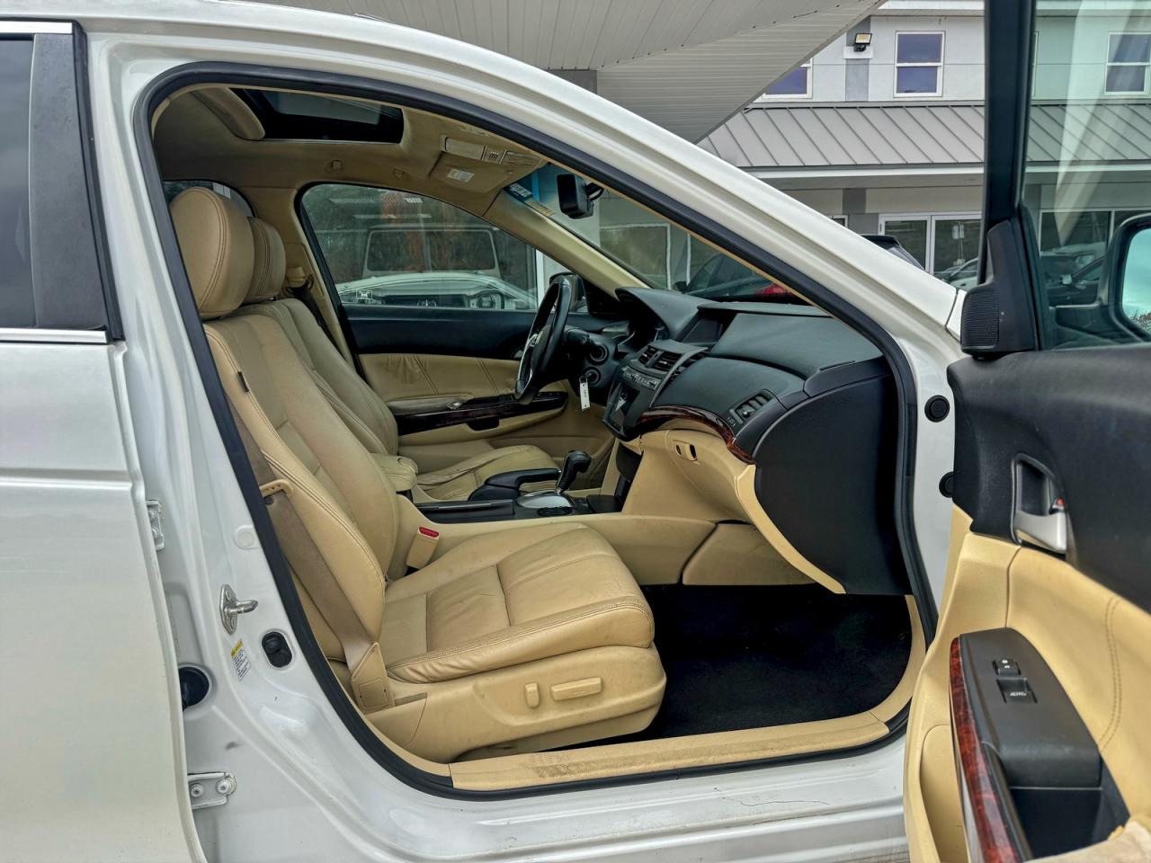 2012 HONDA CROSSTOUR EXL photo 5