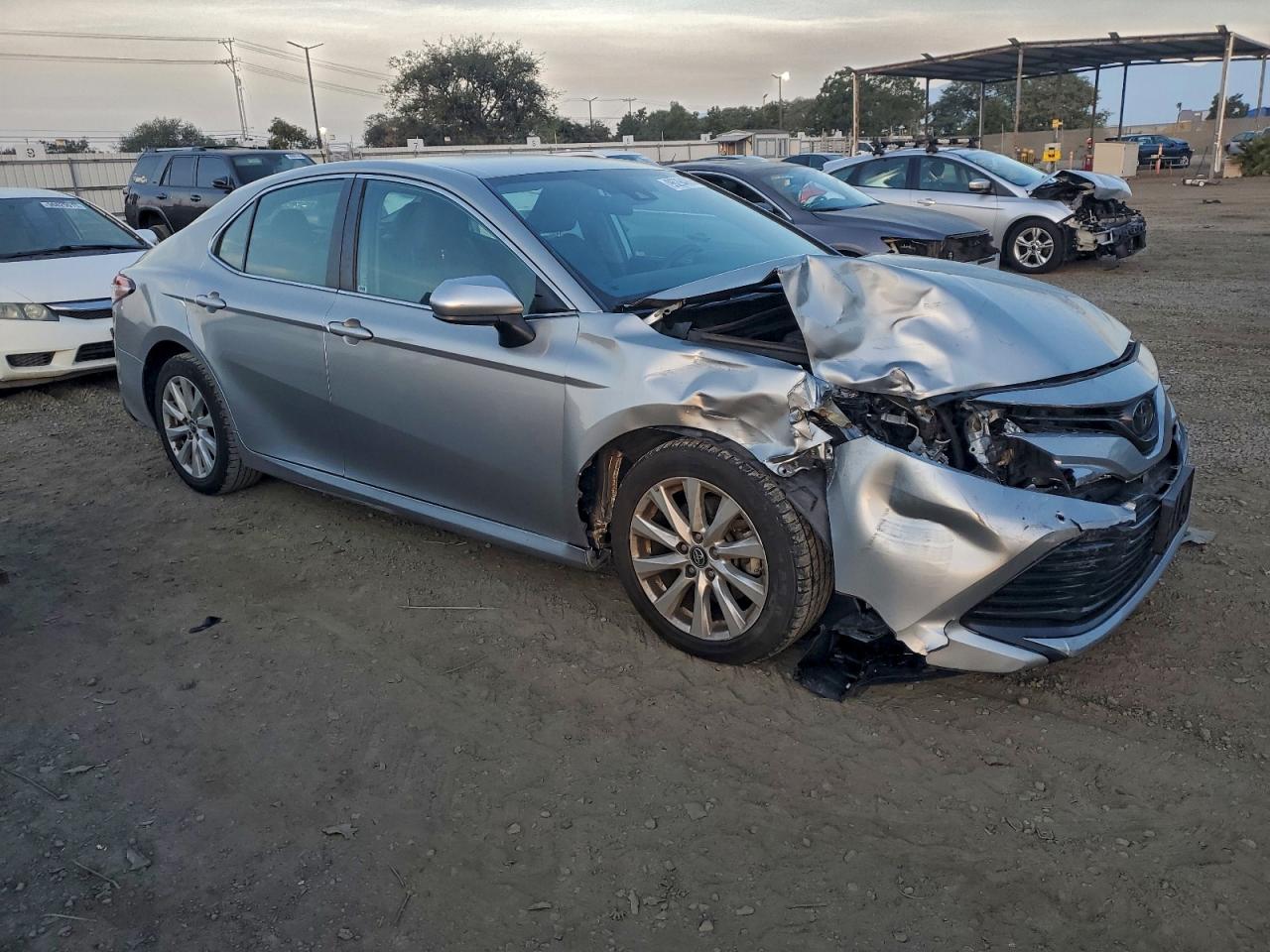 2019 TOYOTA CAMRY L photo 4