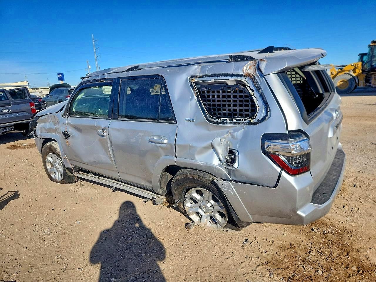 2022 TOYOTA 4RUNNER SR5/SR5 PREMIUM photo 2