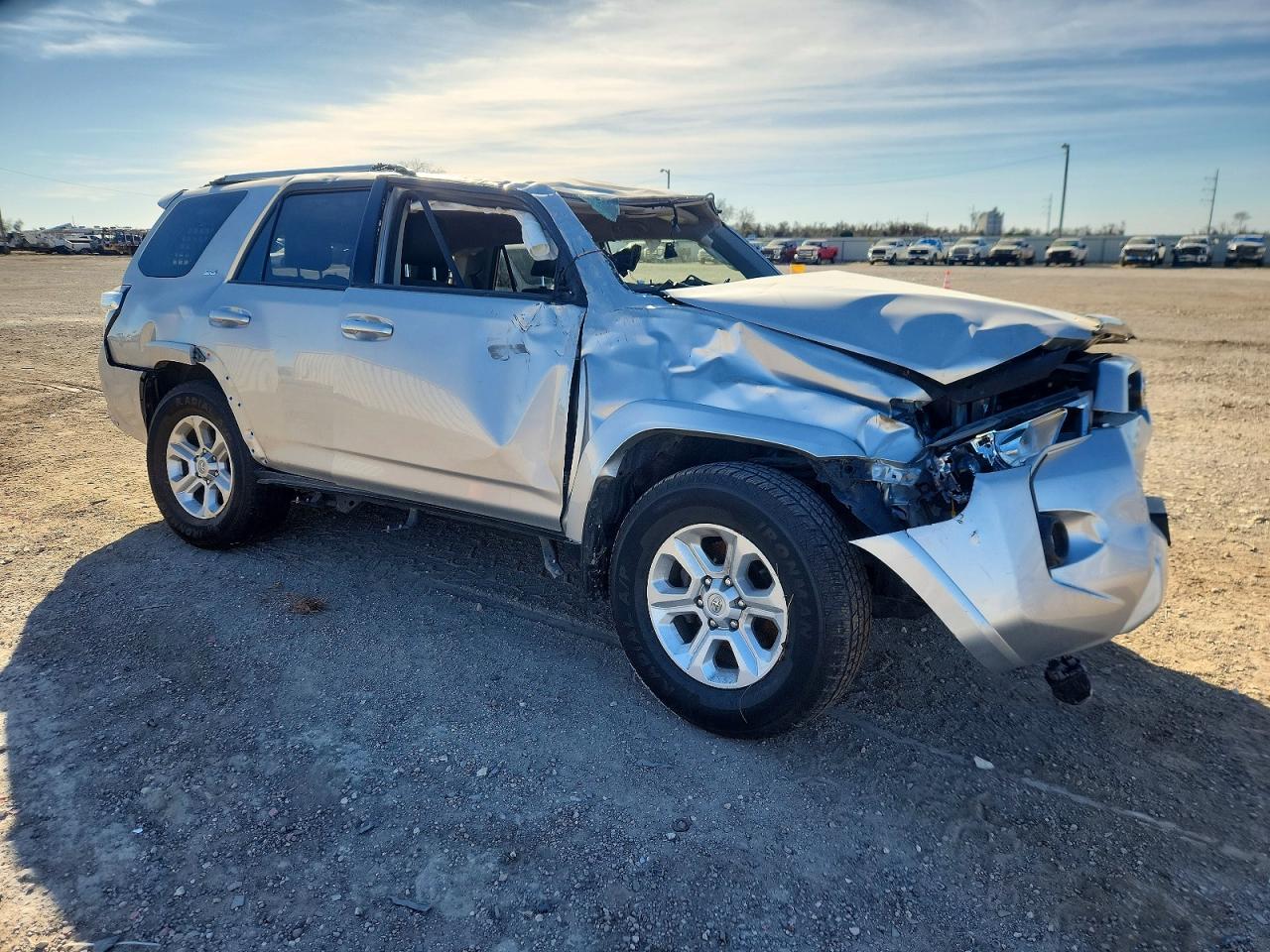 2022 TOYOTA 4RUNNER SR5/SR5 PREMIUM photo 4