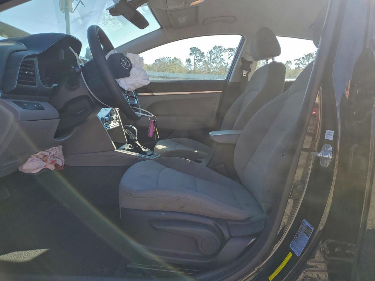 2020 HYUNDAI ELANTRA SE photo 7