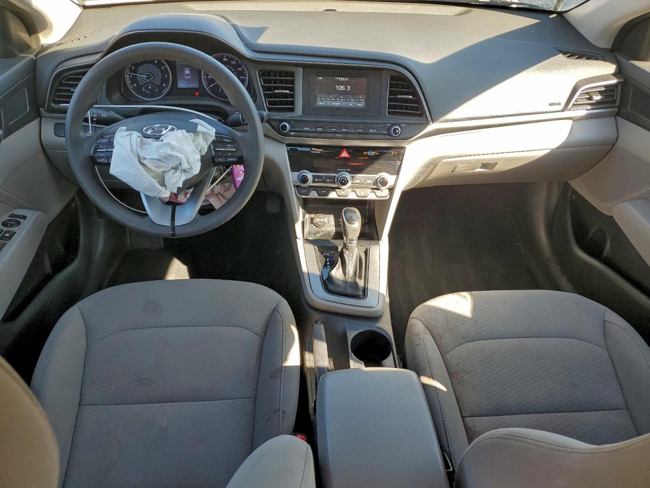 2020 HYUNDAI ELANTRA SE photo 8