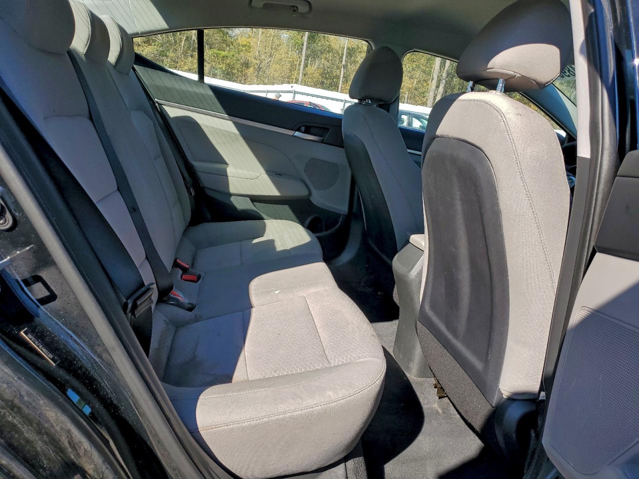2020 HYUNDAI ELANTRA SE photo 10