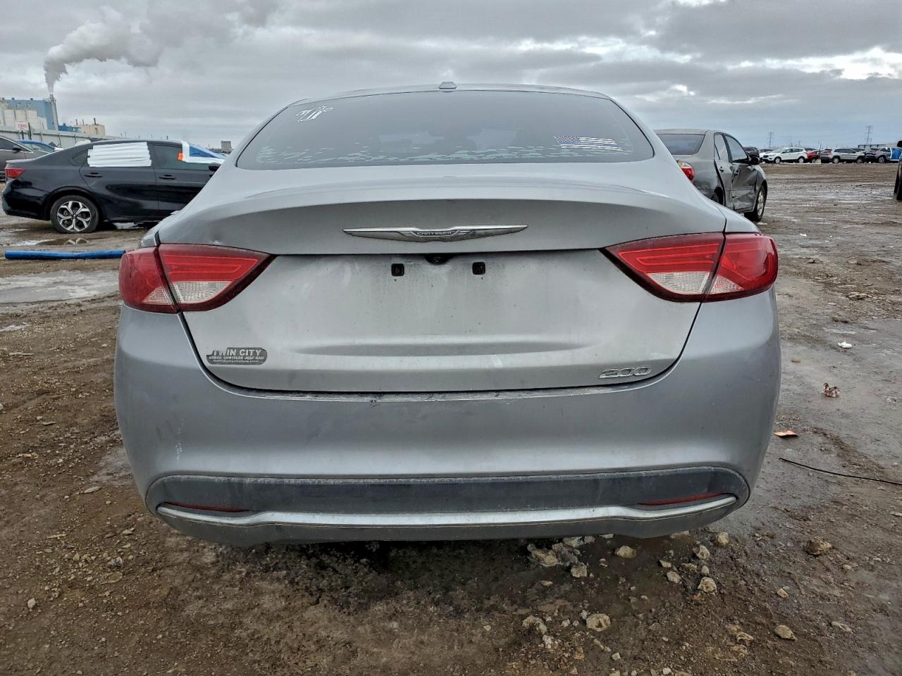2016 CHRYSLER 200 LIMITED photo 6