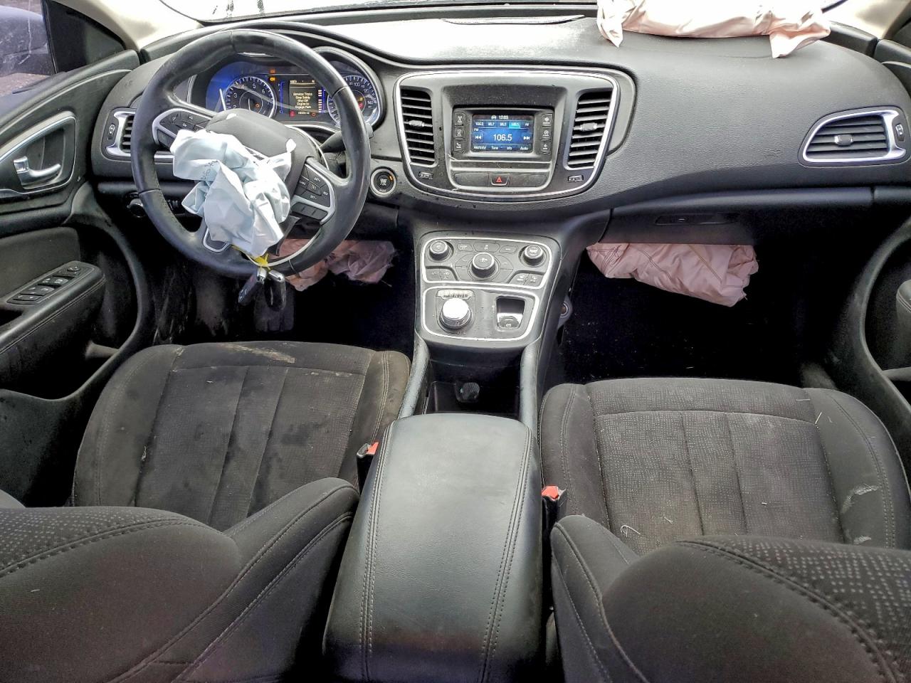 2016 CHRYSLER 200 LIMITED photo 8