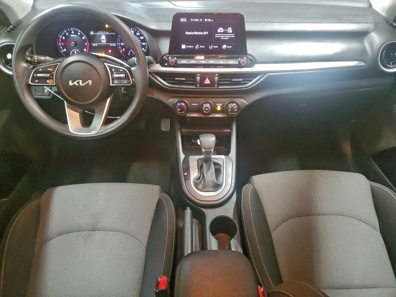 2023 KIA FORTE LX photo 8