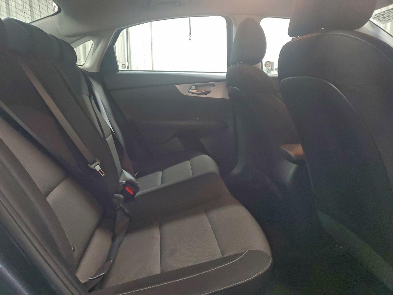 2023 KIA FORTE LX photo 10